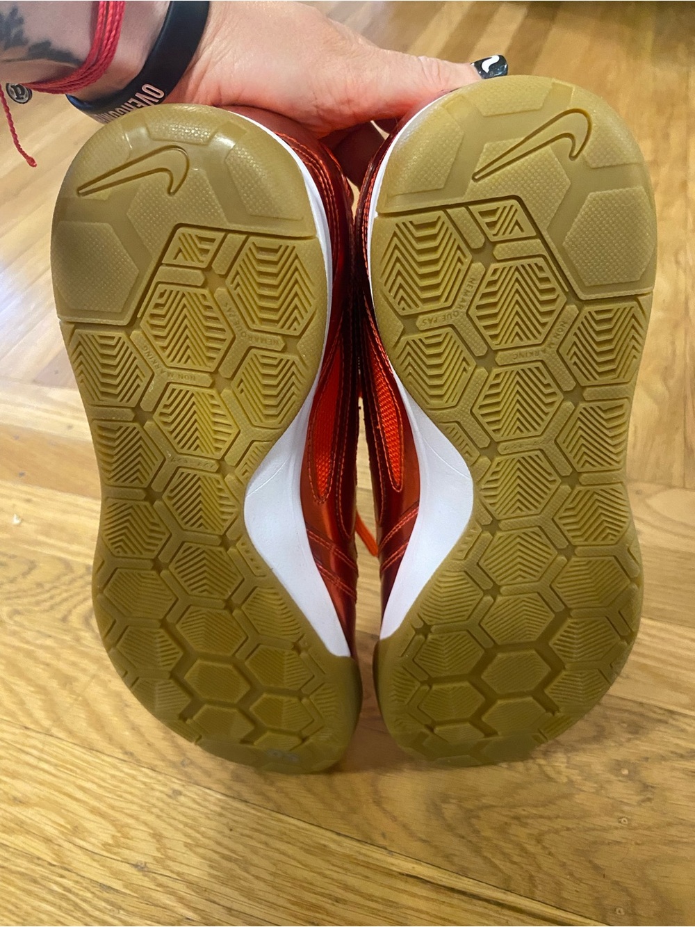 NEW Nike Gato LV8 Red Crimson Gum Bottom Sneakers Mens - Picture 6 of 7